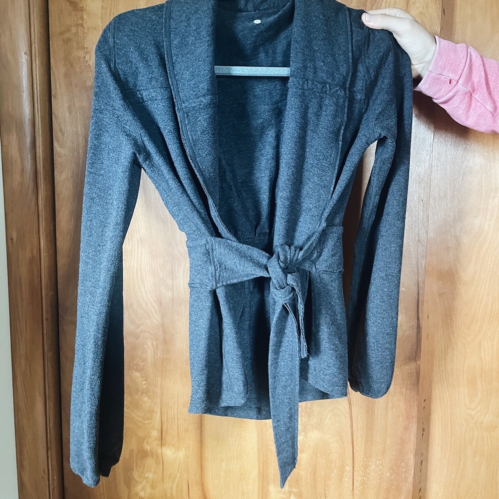Lululemon Size 6 Cozy Wrap Jacket/Sweater